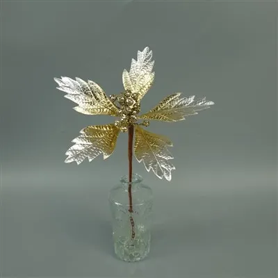 Iridescent Flowers For Christmas